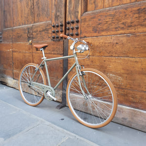 Bicicletta vintage Sergio Bianchi Firenze, essenziale, dall'estetica ricercata e curata in ogni dettaglio. 
