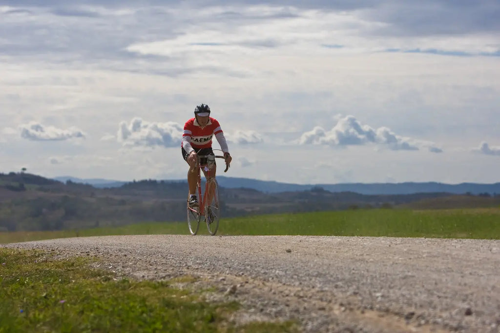 L’Eroica: la leggendaria gara di ciclismo vintage tra le colline del Chianti - ciclisergiobianchi