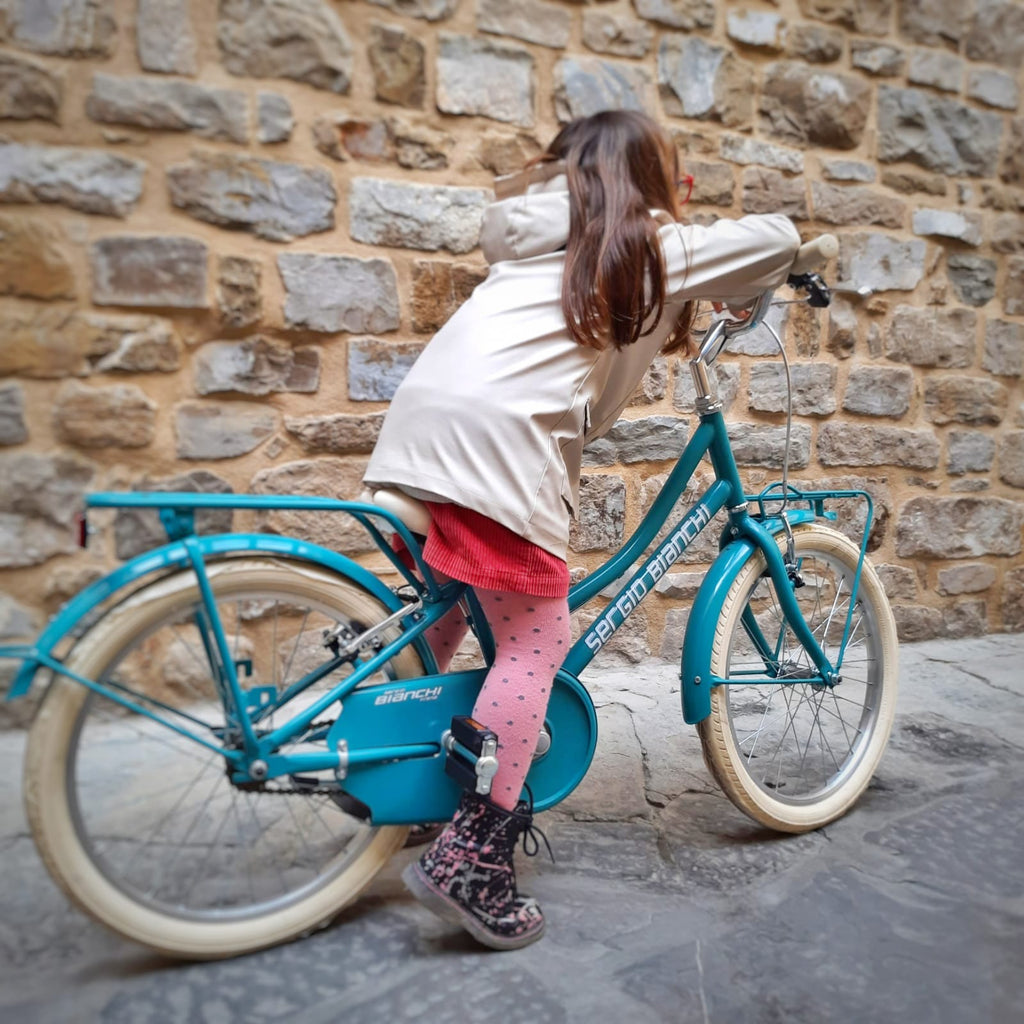 Come scegliere la bici giusta per bambini: guida completa per sicurezza, comfort e divertimento in base all’età e alla statura