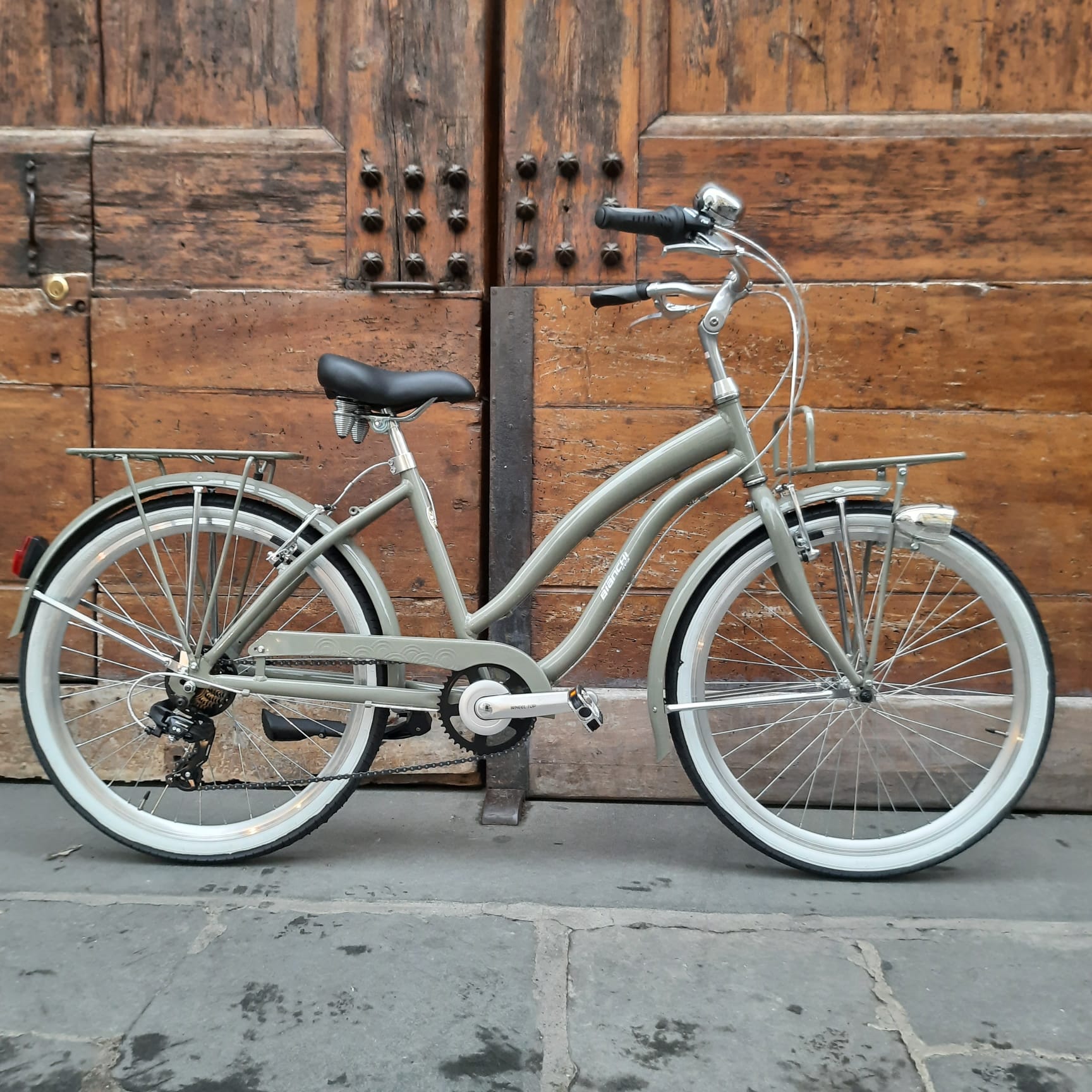 The Beach Cruiser Bici Da Donna Cruiser Cruiser Bike In Aluminum