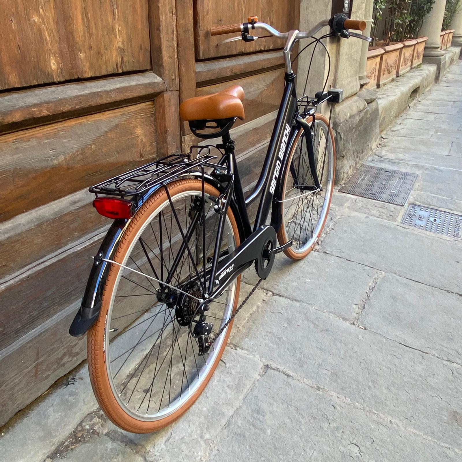 urban bike vintage Women's Vintage Black 28" City Bike with Shimano 6-Speed Gears